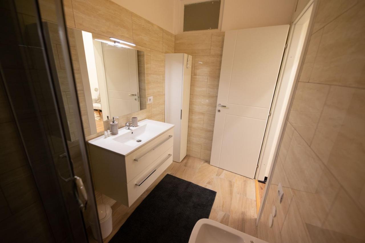 Guest House Palazzo Carmine Genoa Ngoại thất bức ảnh